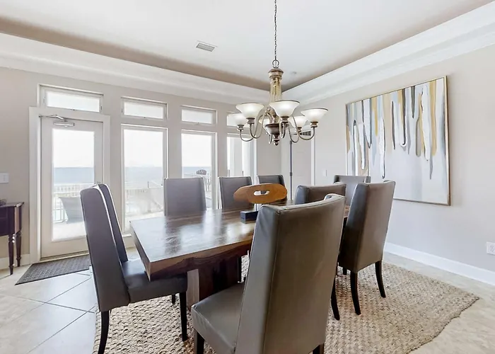 Large And Beautiful Beachfront With Private Pool Ac