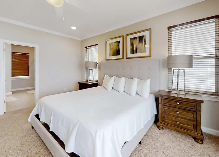 Large And Beautiful Beachfront With Private Pool Ac Holiday home Gulf Shores
